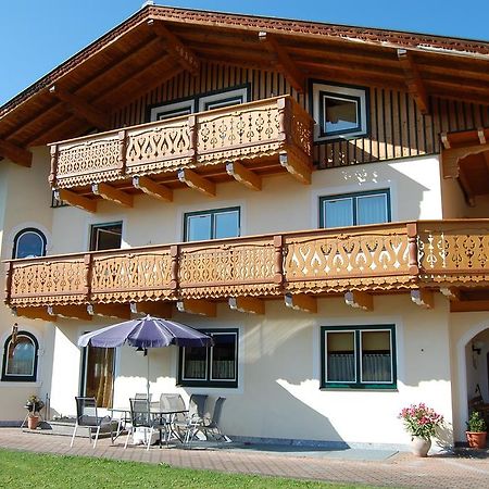 Landhaus Brugger Apartment Saalfelden Ruang foto