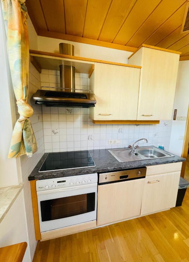 Landhaus Brugger Apartment Saalfelden Bagian luar foto