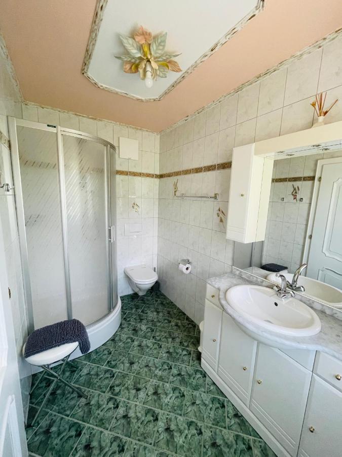 Landhaus Brugger Apartment Saalfelden Bagian luar foto