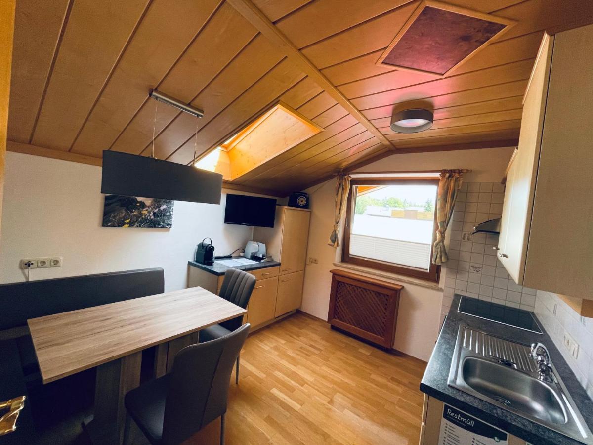 Landhaus Brugger Apartment Saalfelden Bagian luar foto
