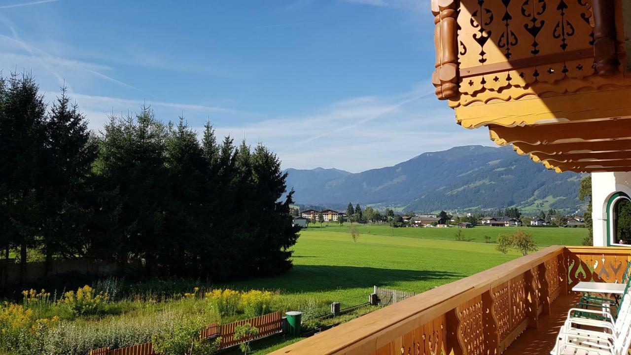 Landhaus Brugger Apartment Saalfelden Bagian luar foto